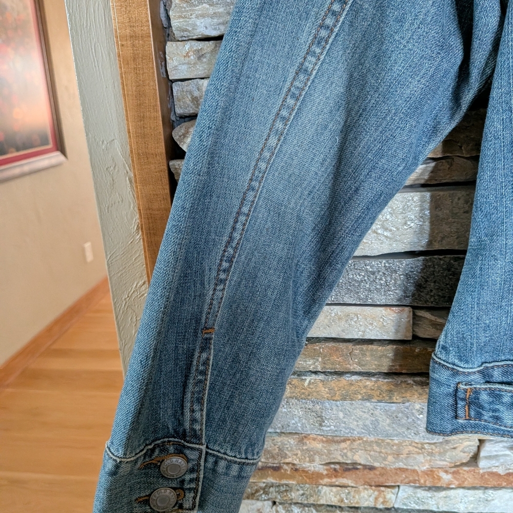 Old Navy Classic Blue Jean Jacket, size XL - Picture 5 of 6